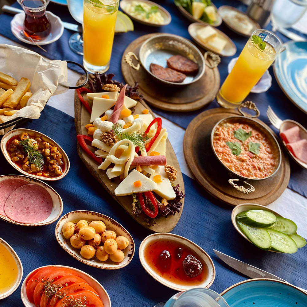 23 02 27 08 17 3761912963